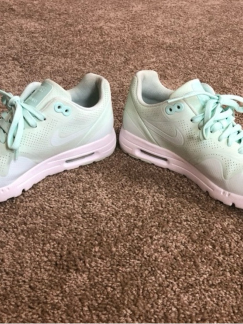 Nike Women’s Fiberglass Air Max Sneakers - Picture 5 of 8